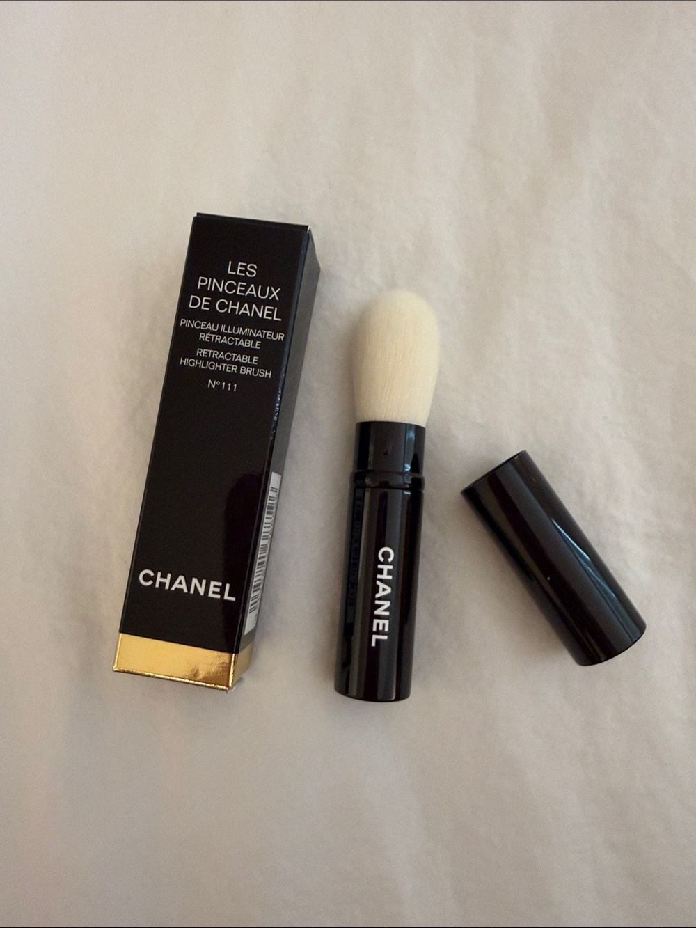 CHANEL Retractable Highlighter Brush